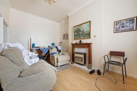 52 Seymour Rd HDR-6.jpg