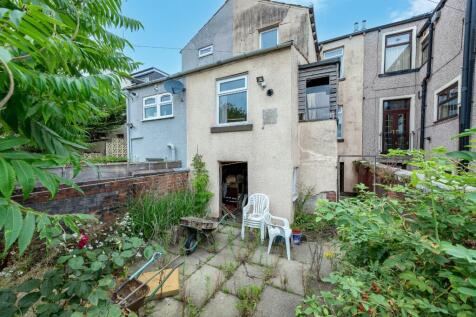 52 Seymour Rd External-9.jpg