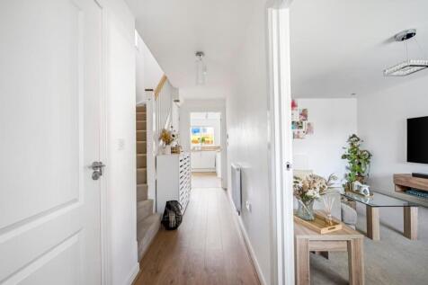 6 Spinning Grove Hallway.jpg