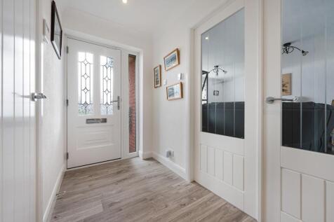 1 Chelwood Close HDR-13.jpg