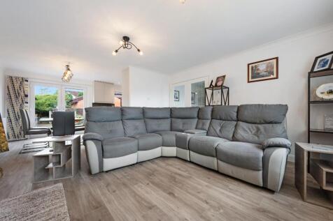 1 Chelwood Close HDR-16.jpg