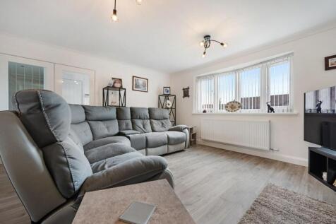 1 Chelwood Close HDR-15.jpg