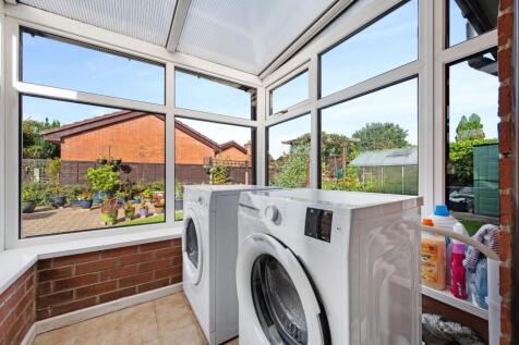 1 Chelwood Close HDR-27.jpg
