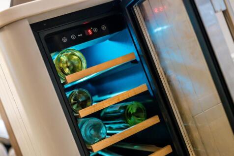 293 Bolton Road Detail-2.jpg