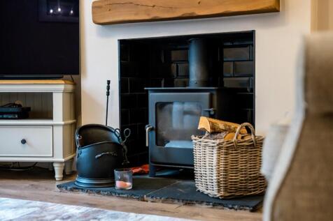 293 Bolton Road Detail-6.jpg