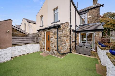 293 Bolton Road External-1.jpg