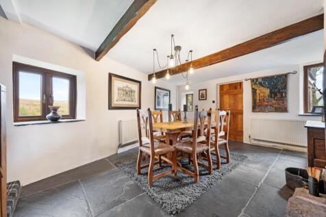 Jacketman_s Cottage HDR-18.jpg