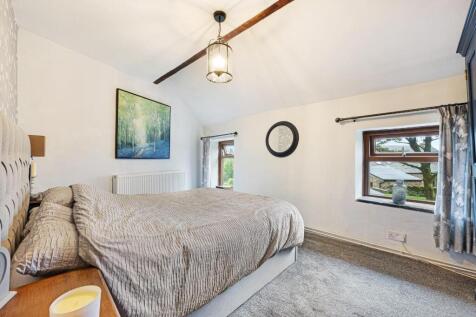 Jacketman_s Cottage HDR-2.jpg