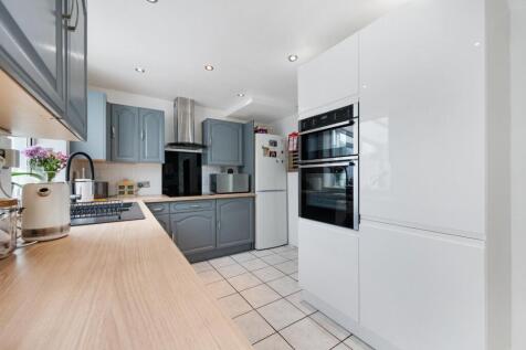 38 Broadstone Road HDR-29.jpg