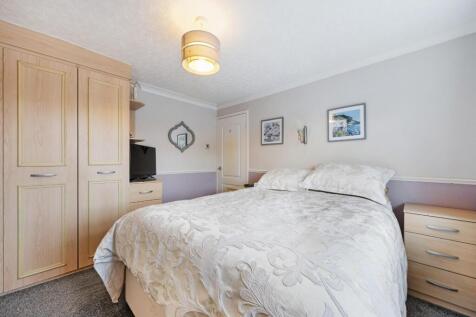 38 Broadstone Road HDR-20.jpg