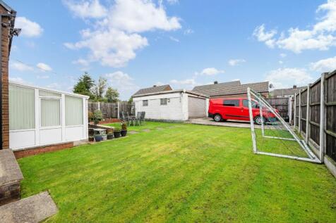 38 Broadstone Road External-7.jpg