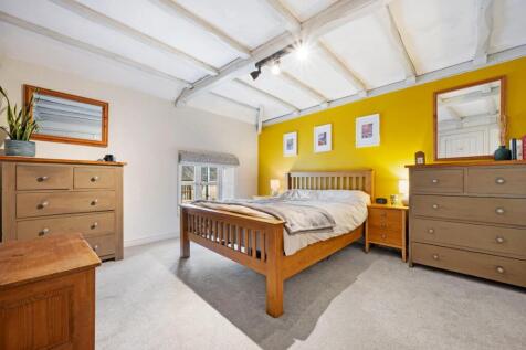 Dewhurst Farmhouse-04.jpg