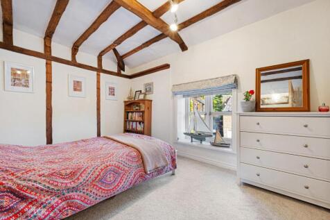 Dewhurst Farmhouse-01.jpg