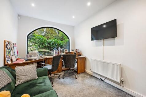 Elderstone HDR-48.jpg