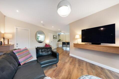 3 The Old Vicarage HDR-45.jpg