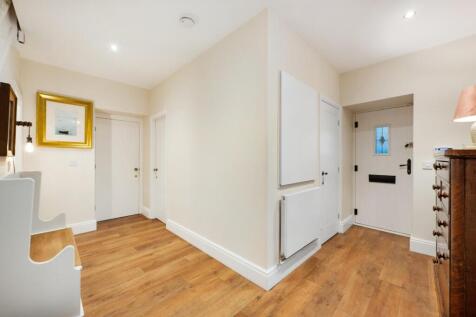 3 The Old Vicarage HDR-25.jpg