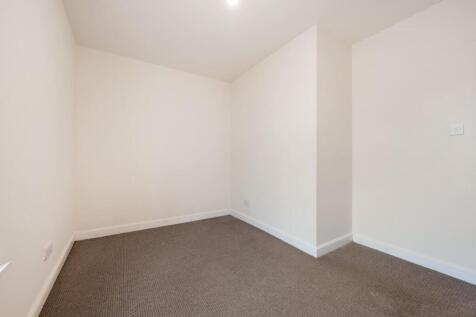 12 Atlas Road HDR-10.jpg