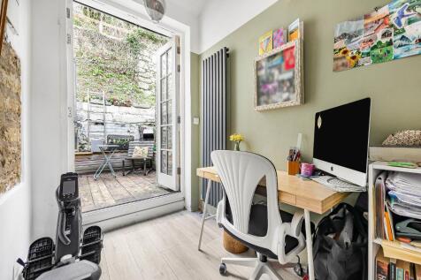 Property Image 9
