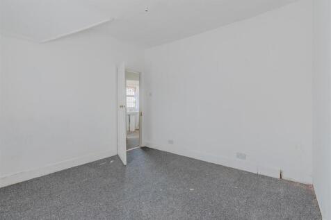 250402_14CARLTONDRIVE-09.jpg