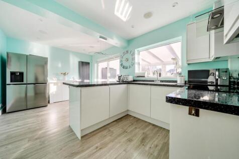 1383886-5-691f004adc73e - Copy.jpg