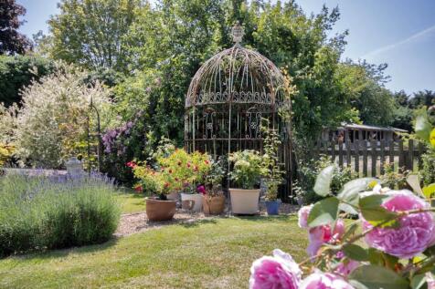 Rose Bird Cage