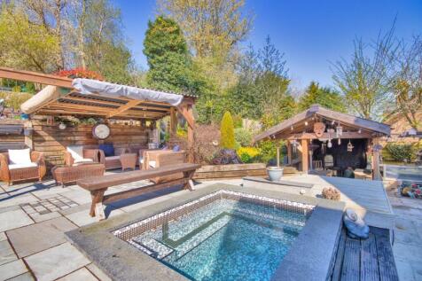 Plunge Pool Area