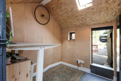 Office / Outbuilding