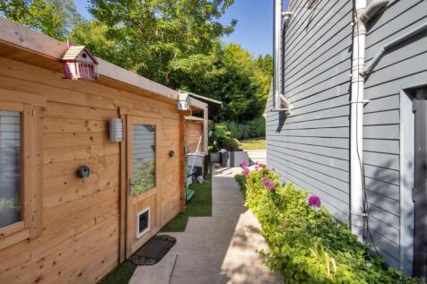 Outbuilding