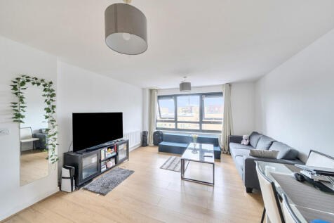 1359776-4-68d7c41...