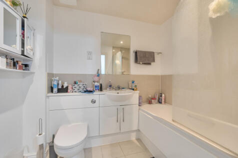 1359776-16-68d7c6...