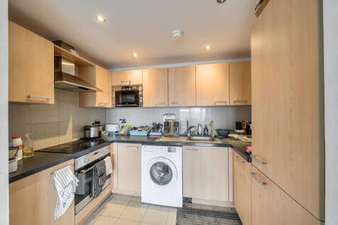 1359776-6-68d7c44...