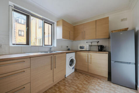 1381164-9-6915b45...