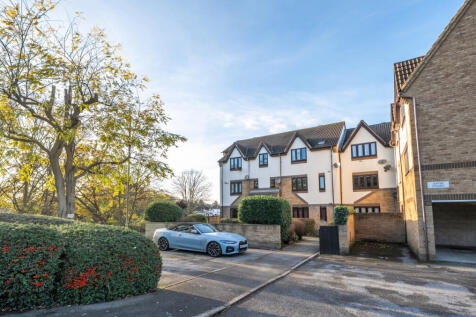 1383764-10-692705...