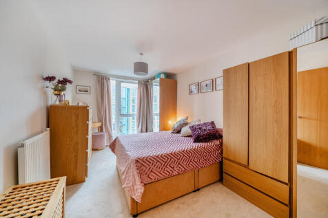 1392802-7-6942bc5...