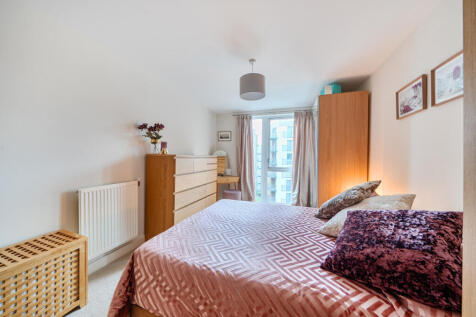 1392802-10-6942bc...