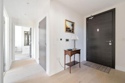 1387723-7-69405a2...