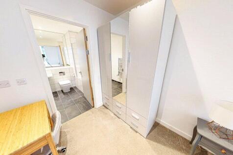 Dressing/ Study Area