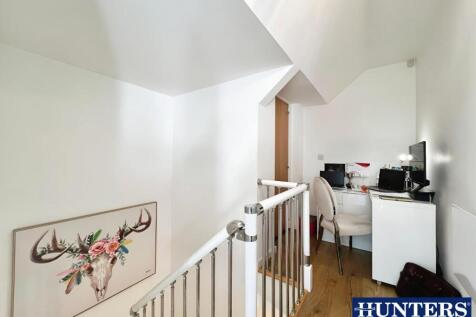 UPSTAIRS HALLWAY