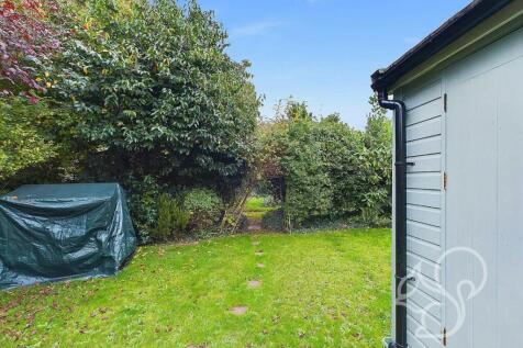 CAM01659G0-PR0240-STILL038.jpg