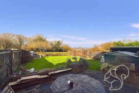 CAM01659G0-PR0330-STILL016.jpg