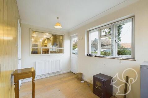 CAM01659G0-PR0329-STILL009.jpg