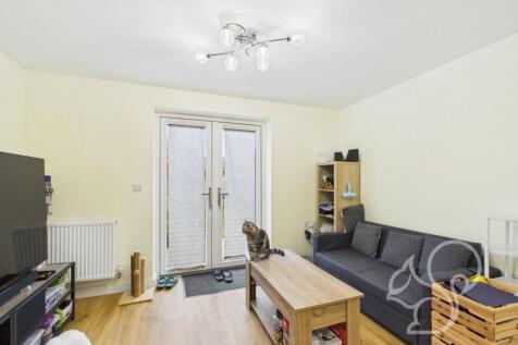 CAM01659G0-PR0362-STILL004.jpg