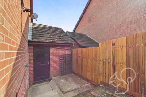 CAM01659G0-PR0375-STILL024.jpg