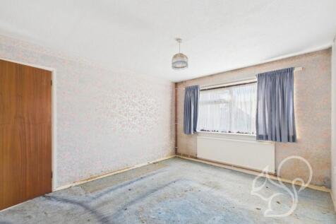 CAM01659G0-PR0373-STILL006.jpg