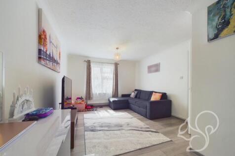 CAM01659G0-PR0043-STILL007.jpg