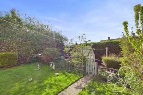 CAM01659G0-PR0411-STILL023.jpg
