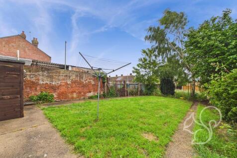 CAM01659G0-PR0470-STILL022.jpg