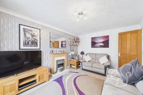 CAM01659G0-PR0469-STILL015.jpg