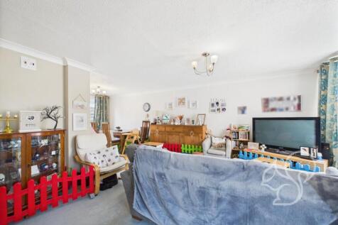CAM01659G0-PR0481-STILL008.jpg