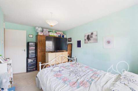 CAM01659G0-PR0481-STILL018.jpg